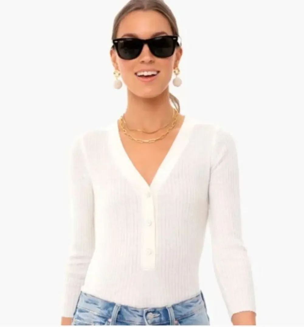 Tuckernuck Cream White Ribbed Henley 3/4 Sleeve Knit Sweater